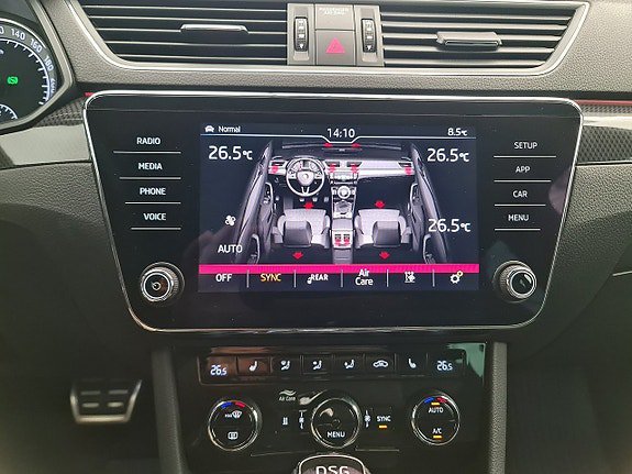 Vehicle Image 29