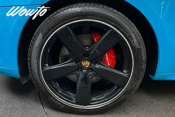 Vehicle Image 25