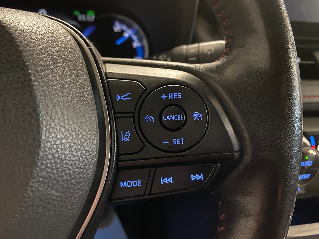 Vehicle Image 18
