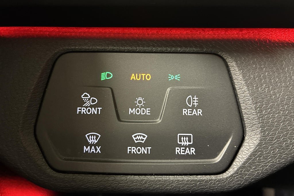 Vehicle Image 22
