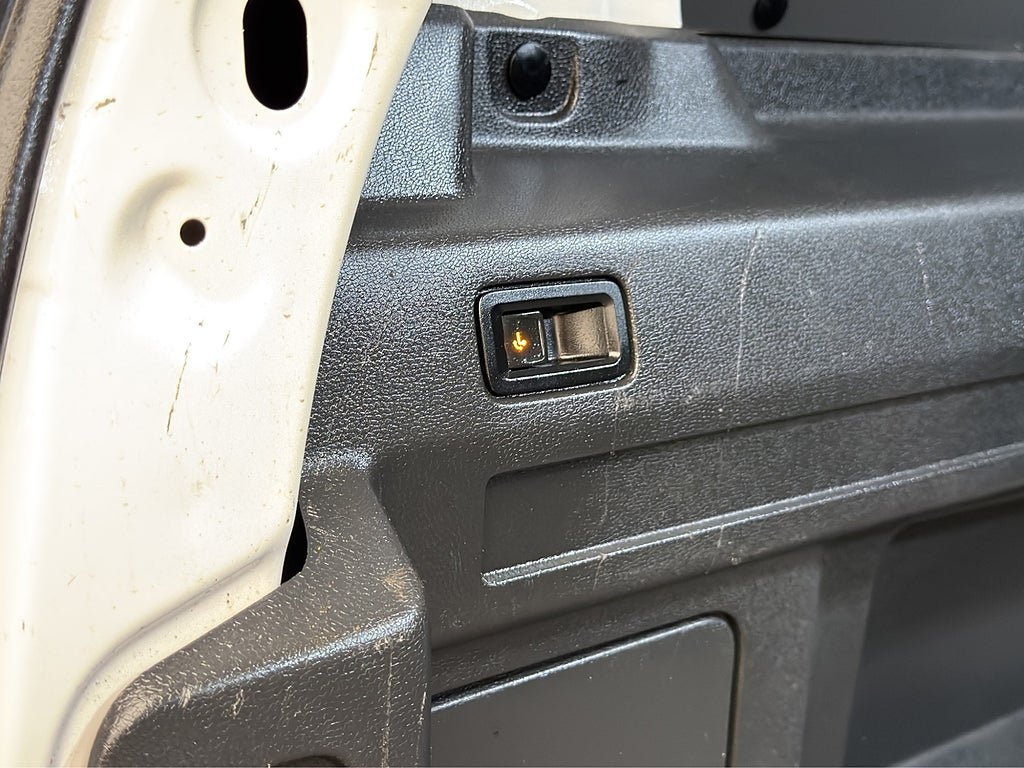Vehicle Image 35