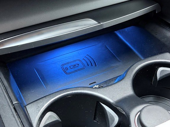 Vehicle Image 21