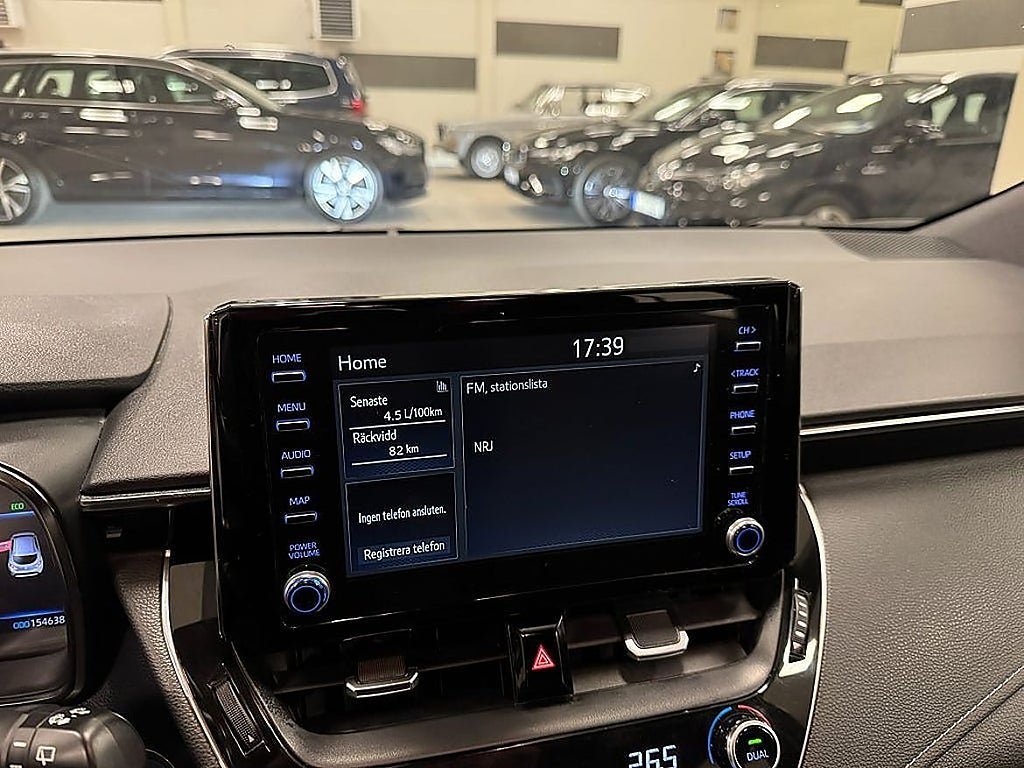 Vehicle Image 10