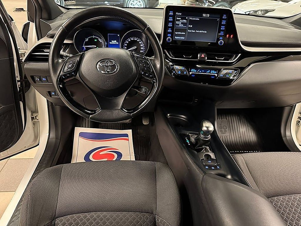 Vehicle Image 7
