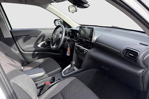 Vehicle Image 7