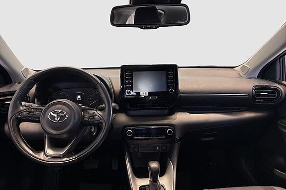 Vehicle Image 10