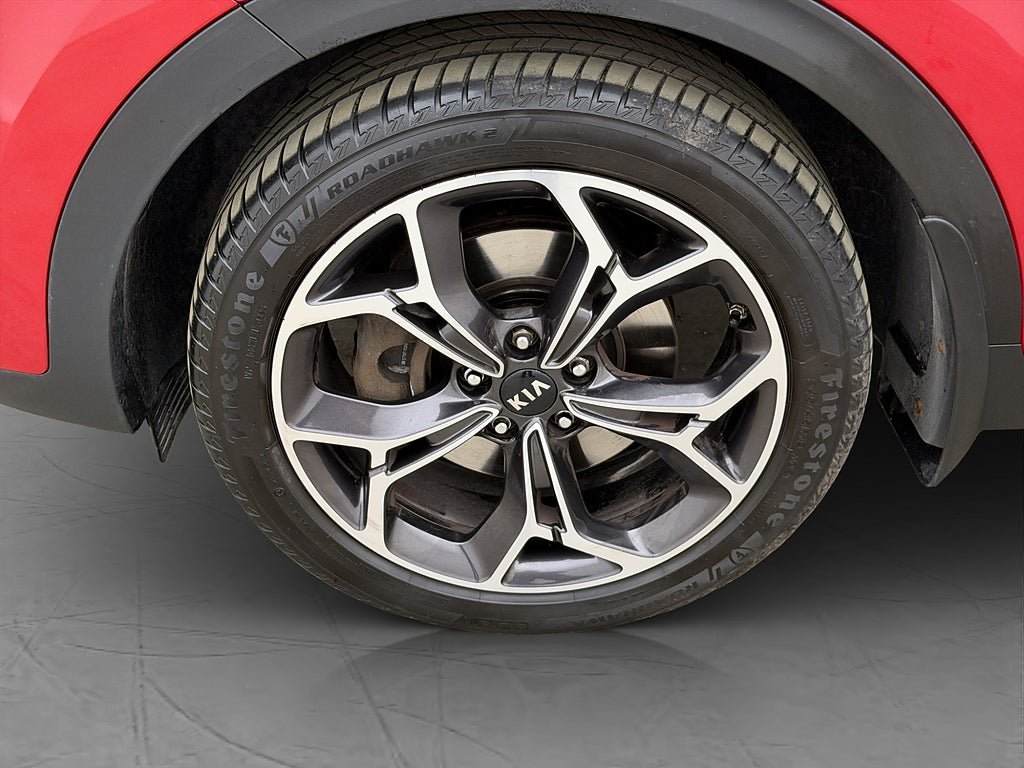 Vehicle Image 32