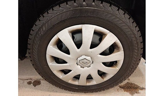 Vehicle Image 6