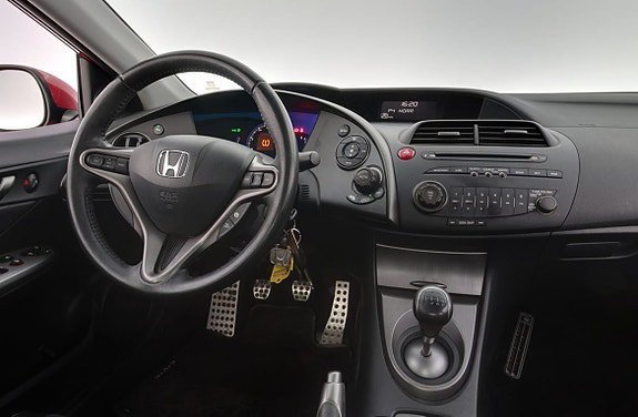 Vehicle Image 13