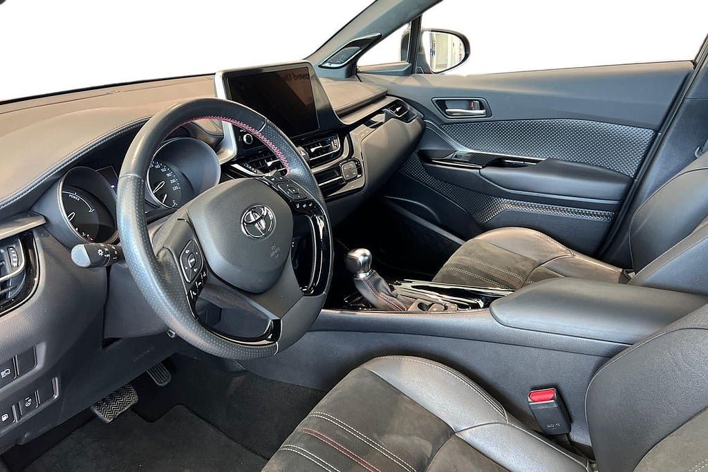 Vehicle Image 14