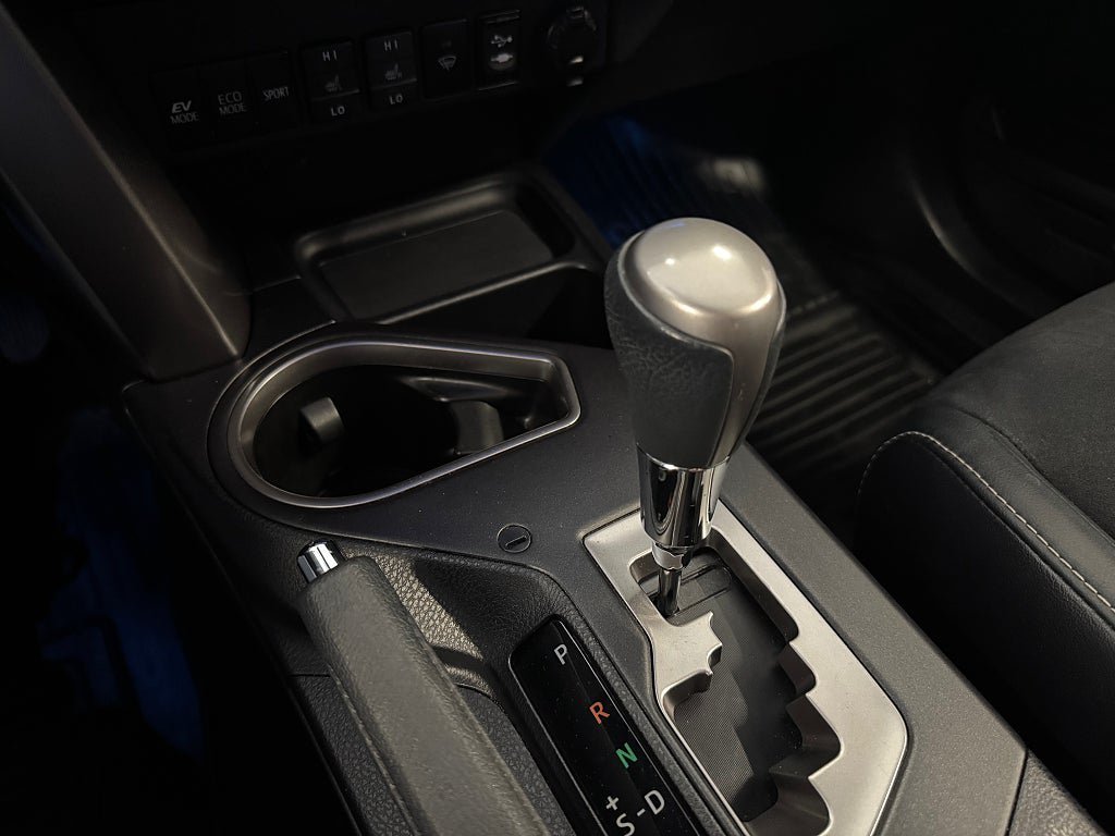 Vehicle Image 21