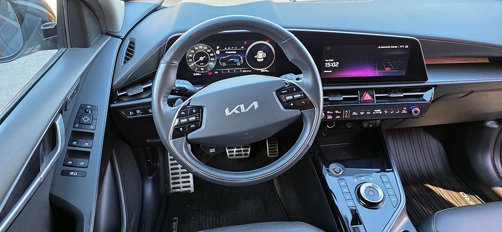 Vehicle Image 15