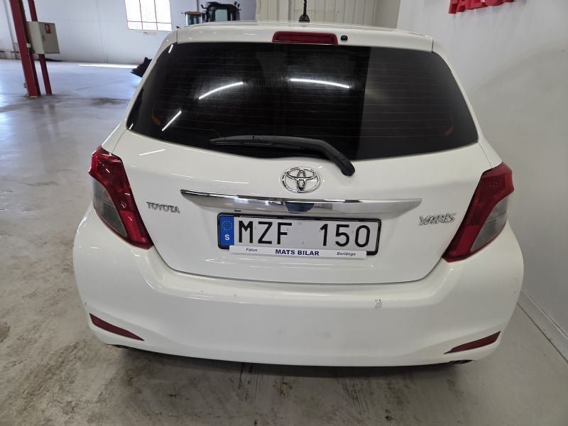 Vehicle Image 7