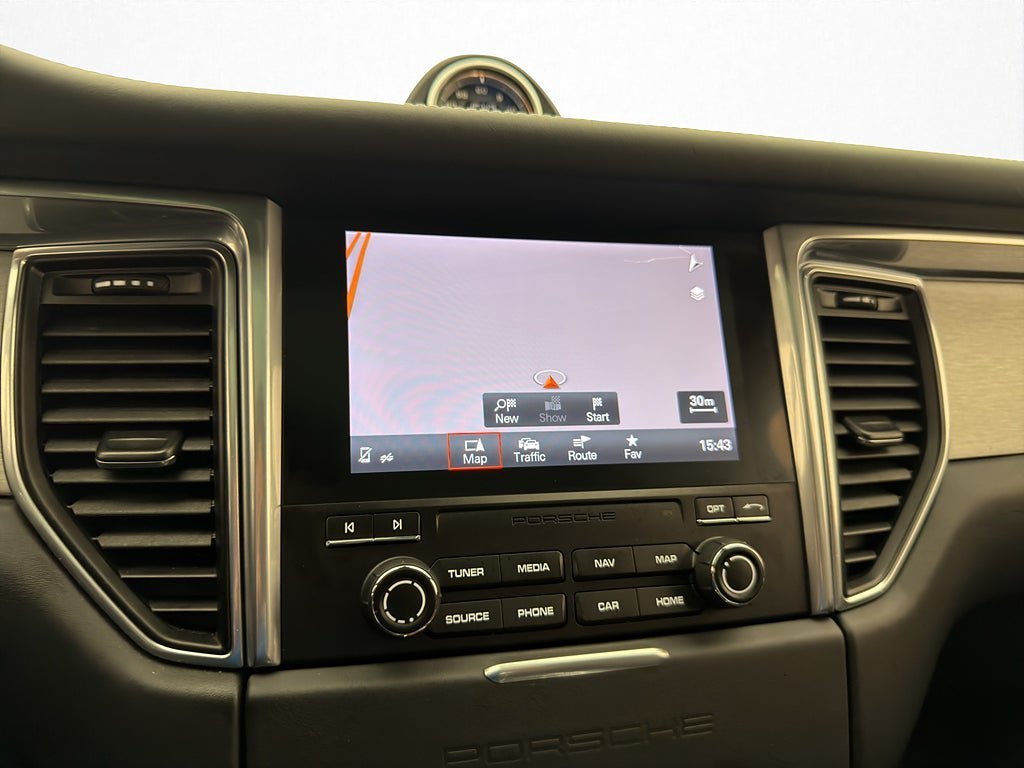 Vehicle Image 37