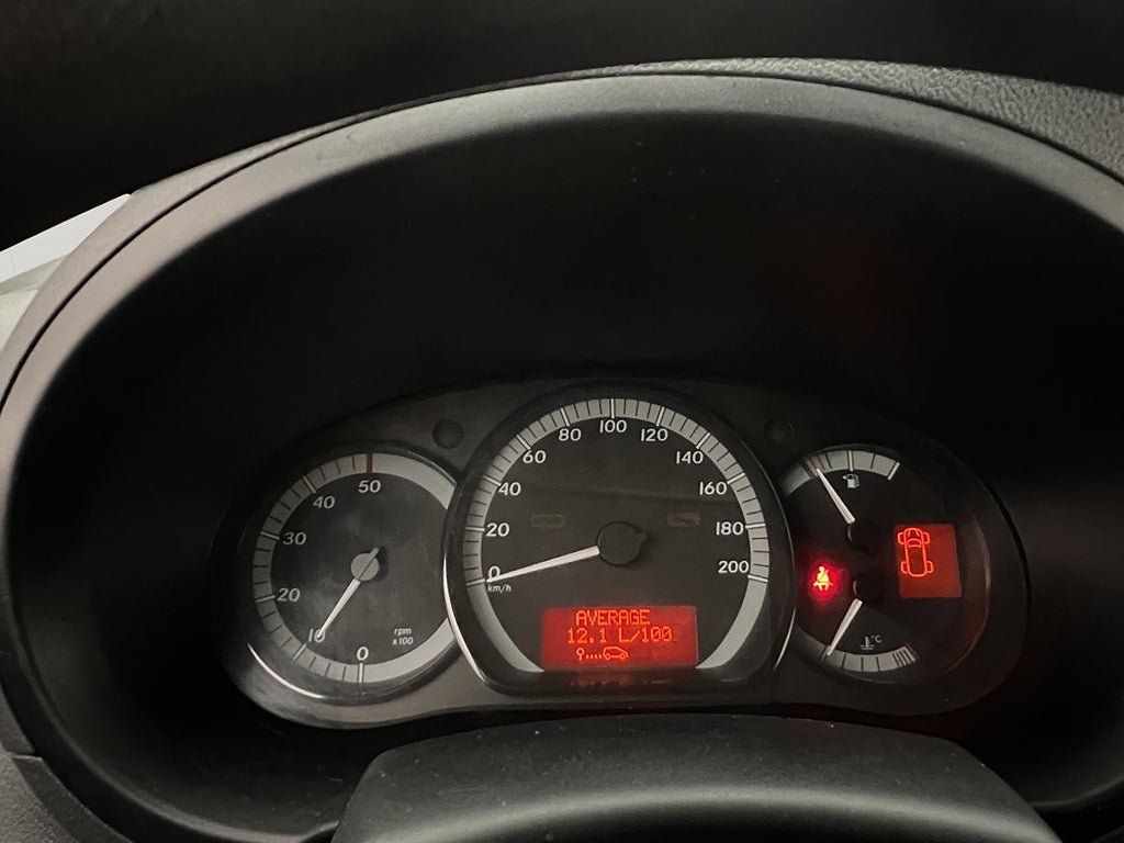Vehicle Image 16