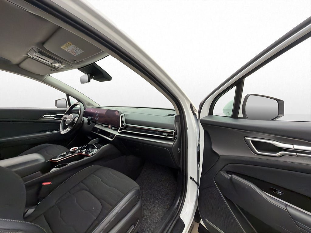 Vehicle Image 18