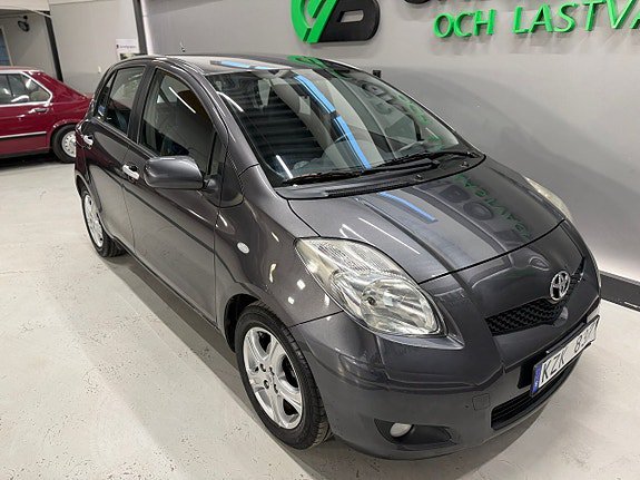 Vehicle Image 7