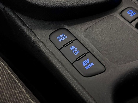 Vehicle Image 24
