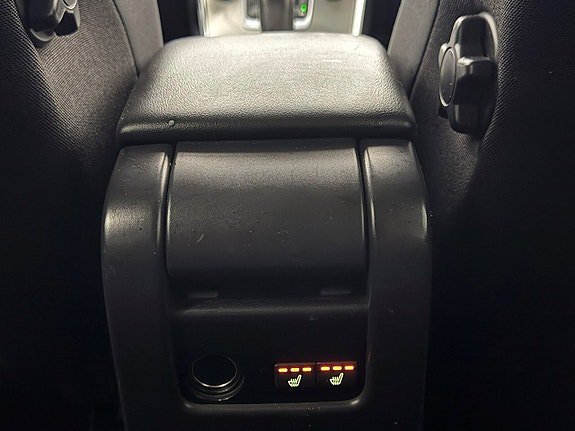 Vehicle Image 24