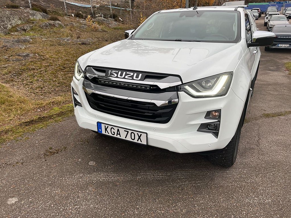 Vehicle Image 10