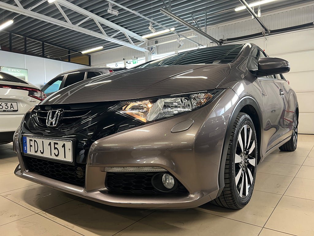 Vehicle Image 14