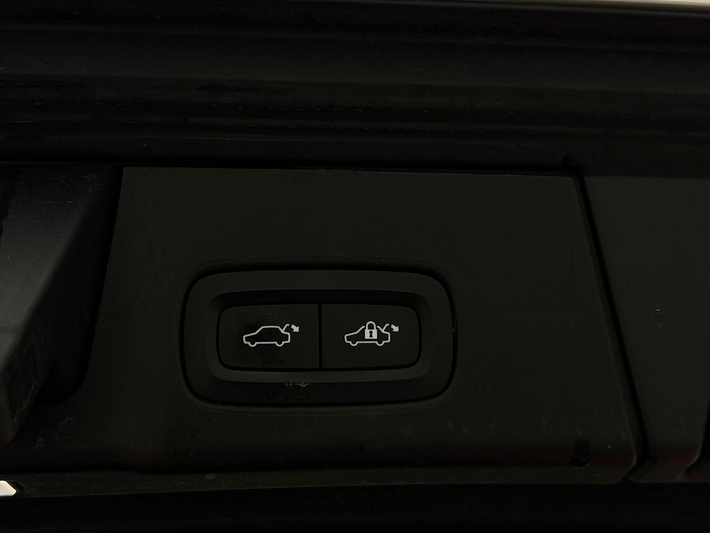 Vehicle Image 29