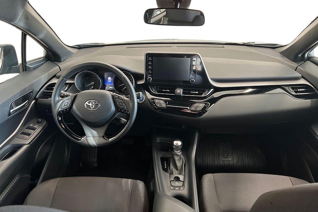 Vehicle Image 8