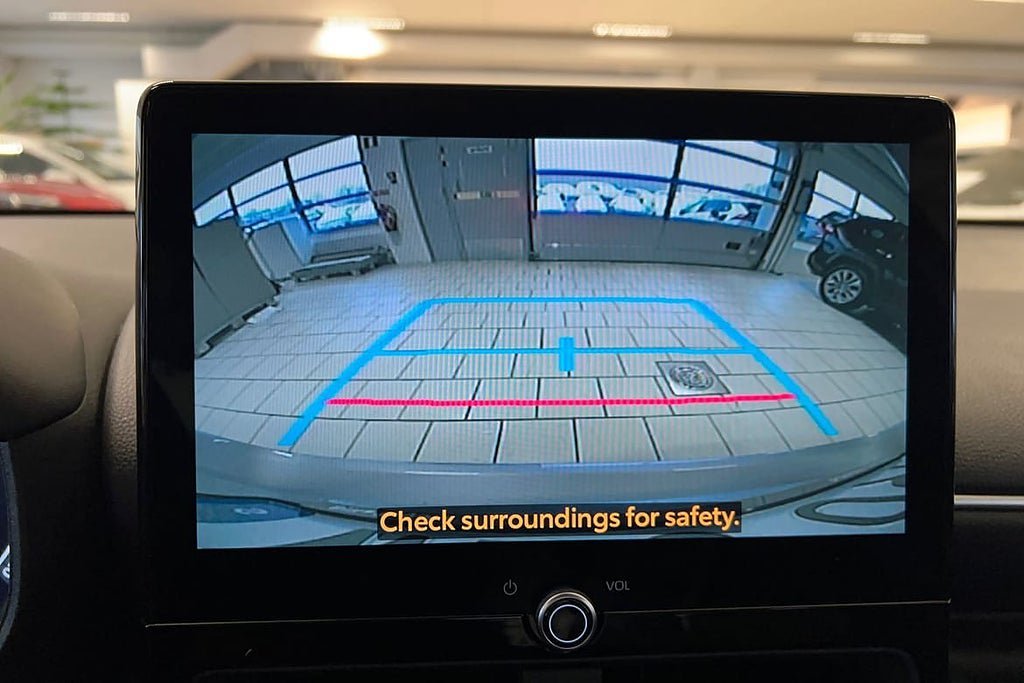 Vehicle Image 13