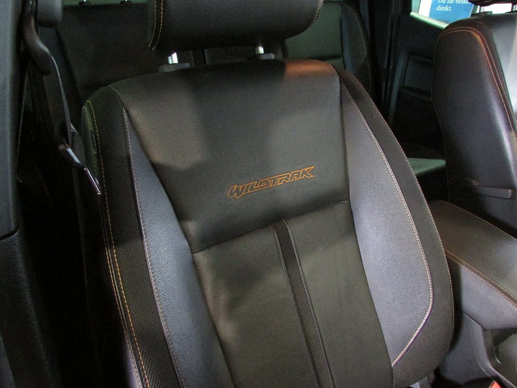 Vehicle Image 17