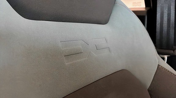 Vehicle Image 26