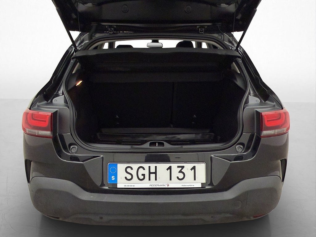 Vehicle Image 13