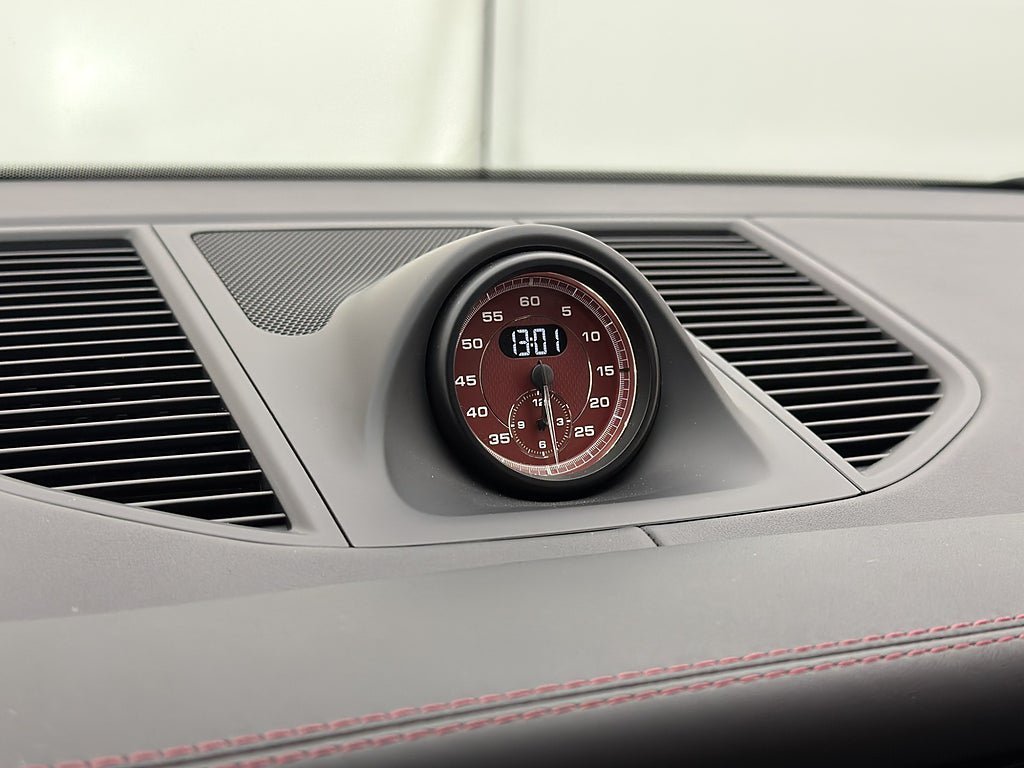 Vehicle Image 23