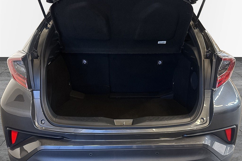Vehicle Image 15
