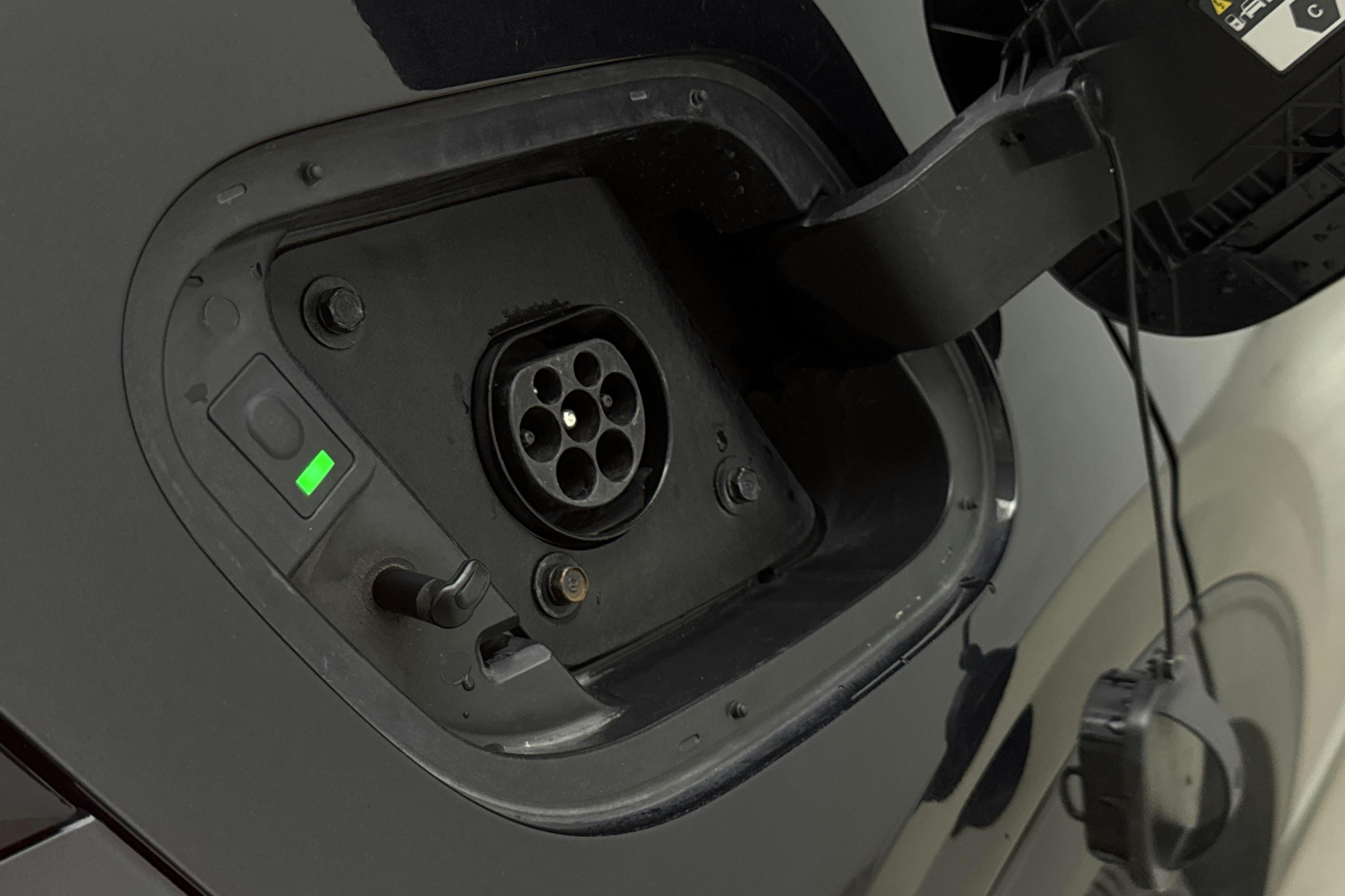 Vehicle Image 13