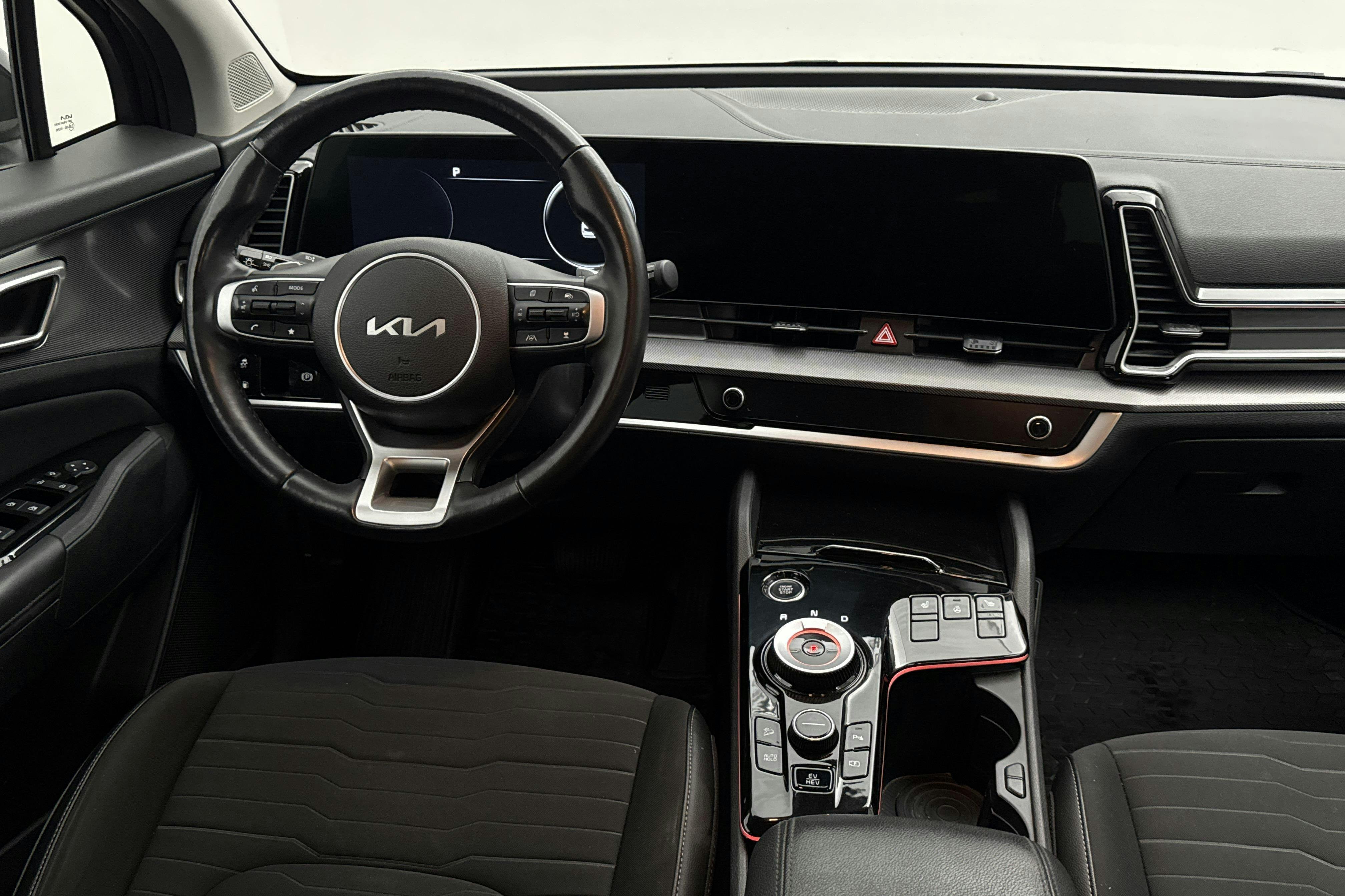 Vehicle Image 19