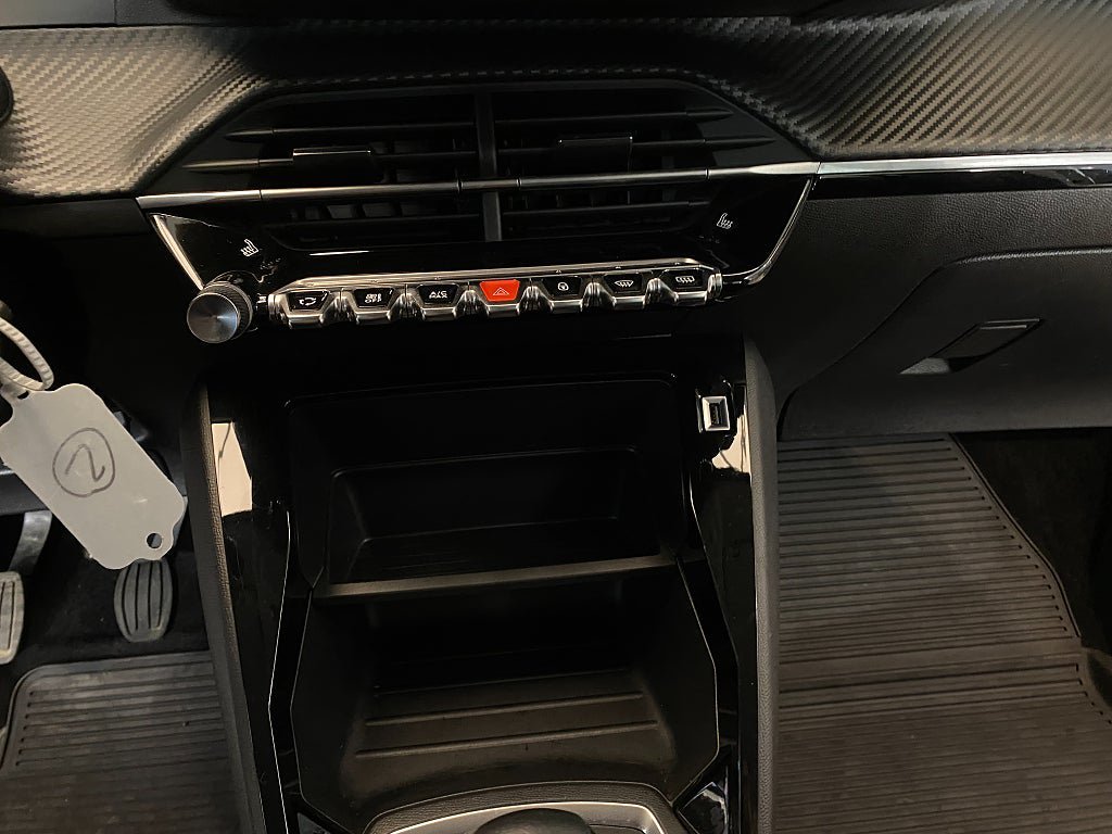 Vehicle Image 38