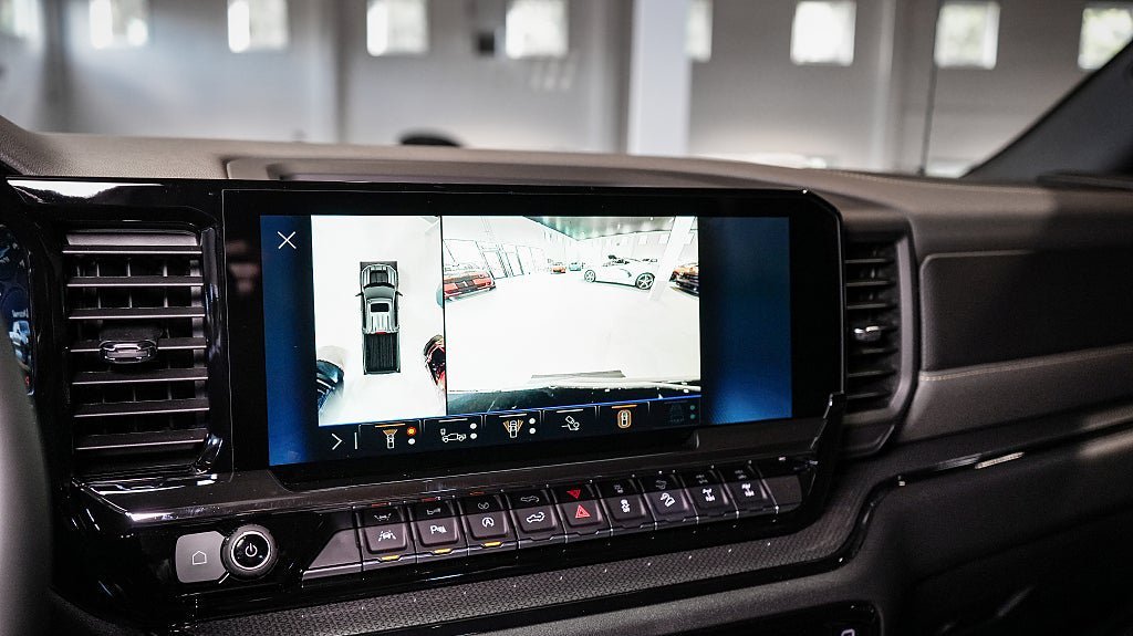 Vehicle Image 10