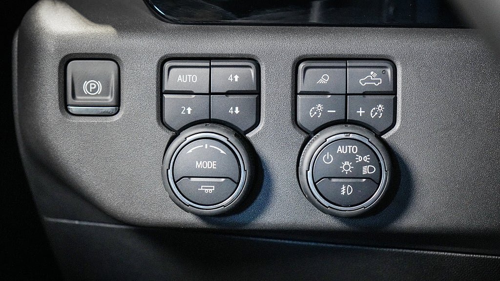 Vehicle Image 23