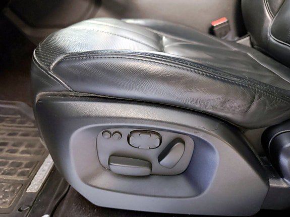 Vehicle Image 21