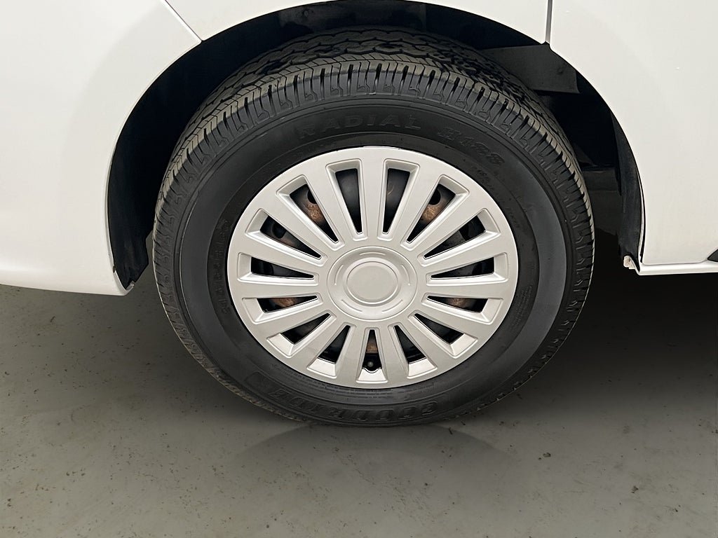 Vehicle Image 26