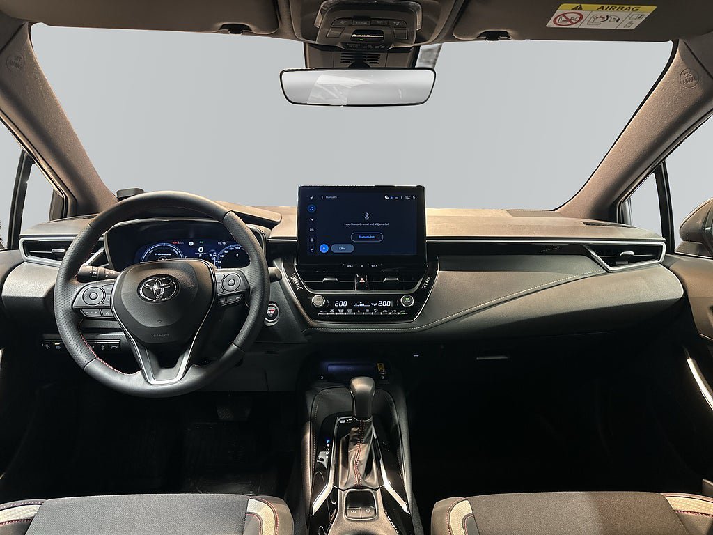 Vehicle Image 8