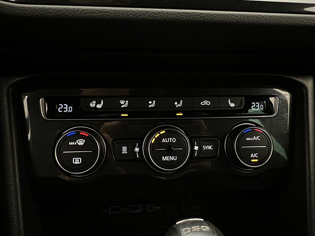 Vehicle Image 29