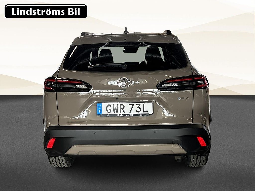 Vehicle Image 8
