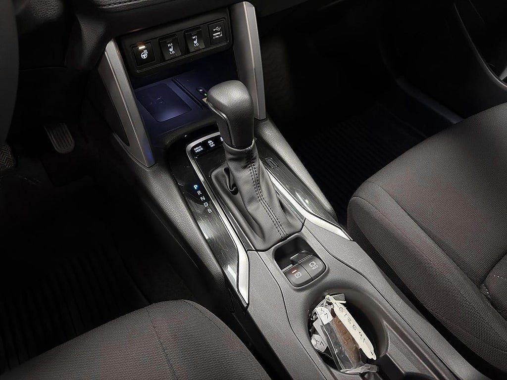 Vehicle Image 18