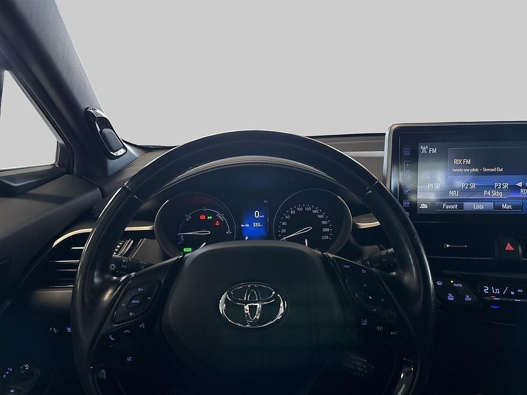 Vehicle Image 15