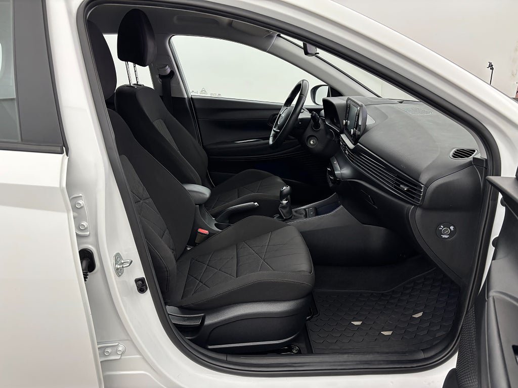 Vehicle Image 20