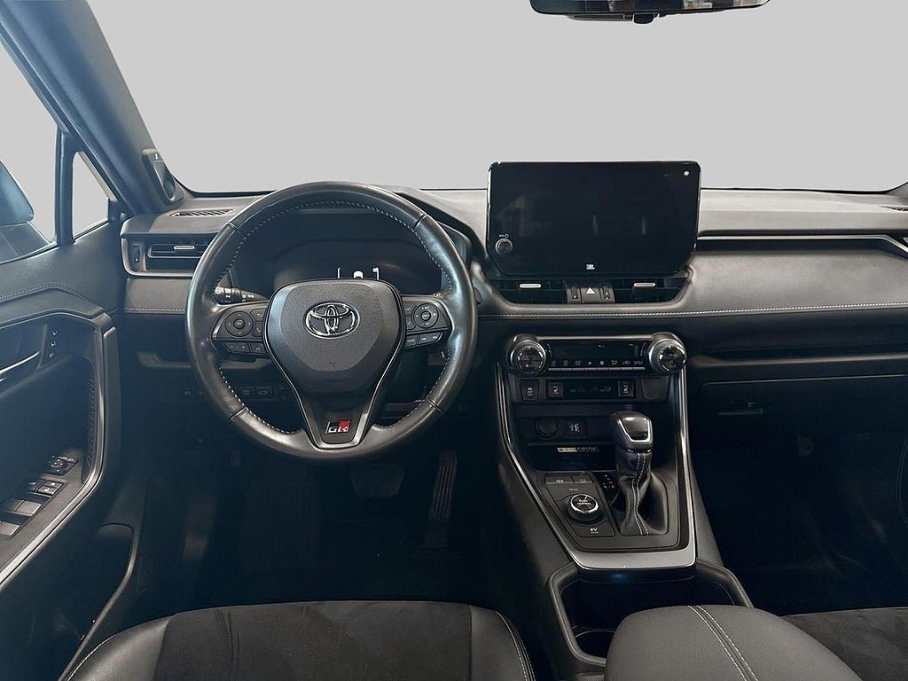 Vehicle Image 12