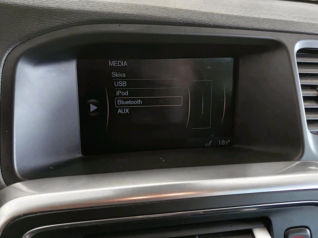 Vehicle Image 26