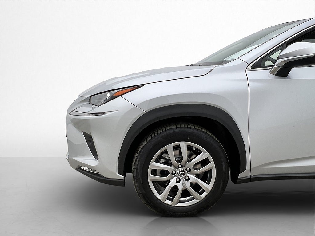 Vehicle Image 30