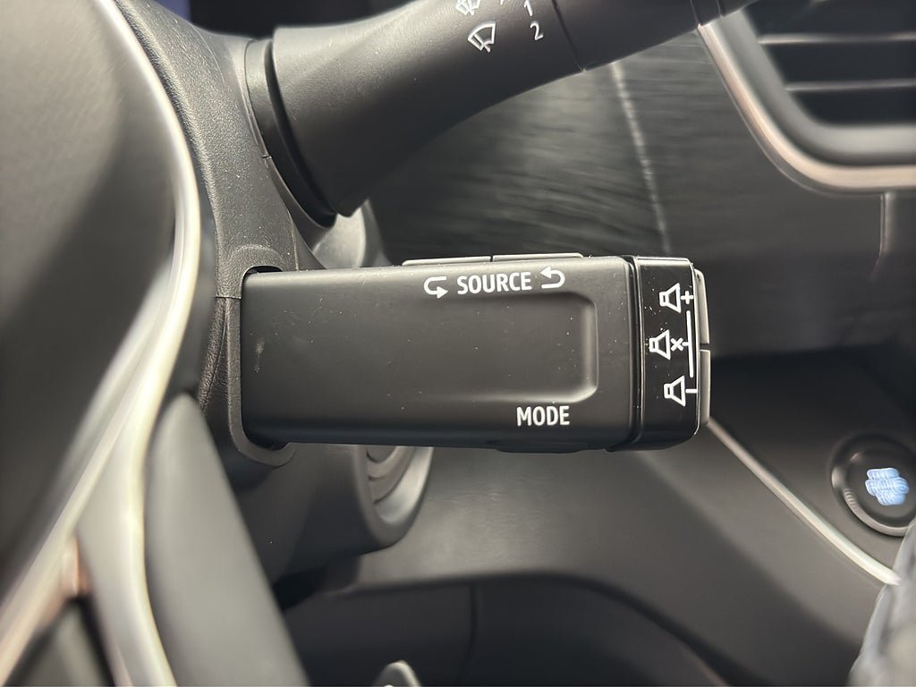 Vehicle Image 26